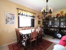 Makuuhuone / työhuone