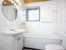 yk ph/wc