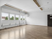 B 24, 150 m²