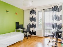 Yläkerran makuuhuone