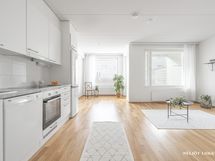 Valoisa kaunis 57 m2 tilava kaksio, jossa avokeittiö.