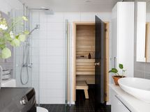 Kylpyhuone / sauna