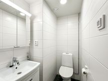 Erillinen wc.