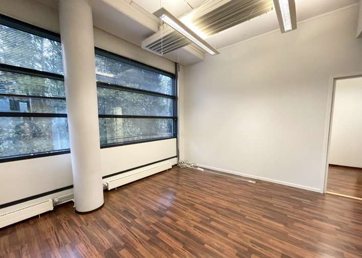 Liiketila, 78 m², Perkkaa, Espoo