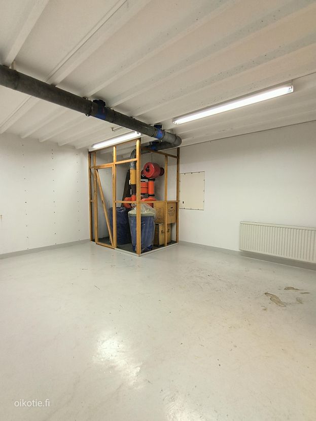 Business premises image