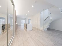 Eteisestä keittiöön