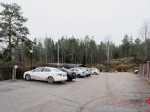 Pysäköintialue sis. 1 kpl autopaikka