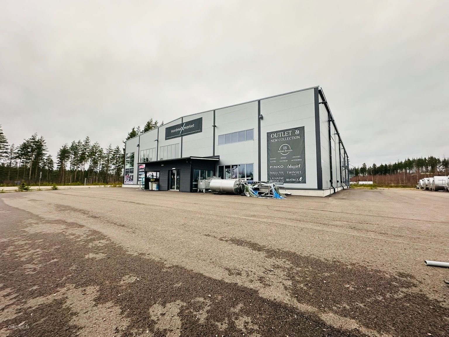 Virolahti Vaalimaa commercial property with s…