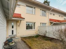 Etupiha kuuluu asunnolle
