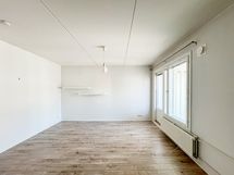 Remontin yhteydessä 2012 uusittiin kodin lattia, maalattiin seinät ja uusittiin kodin keittiö.