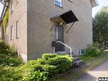 sisäänkäynti asunnolle