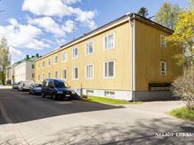 Julkisivu