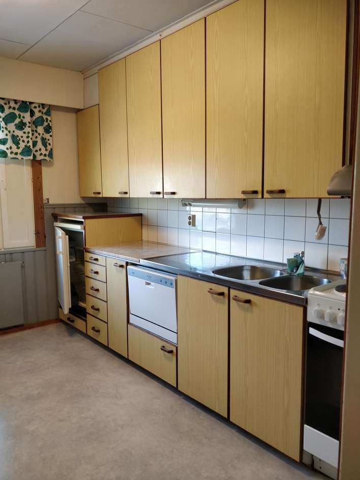 Omakotitalo, 3h+k+ph+s+2at+varastotilaa, 87/194 m², Kaukola - Näkymä 4