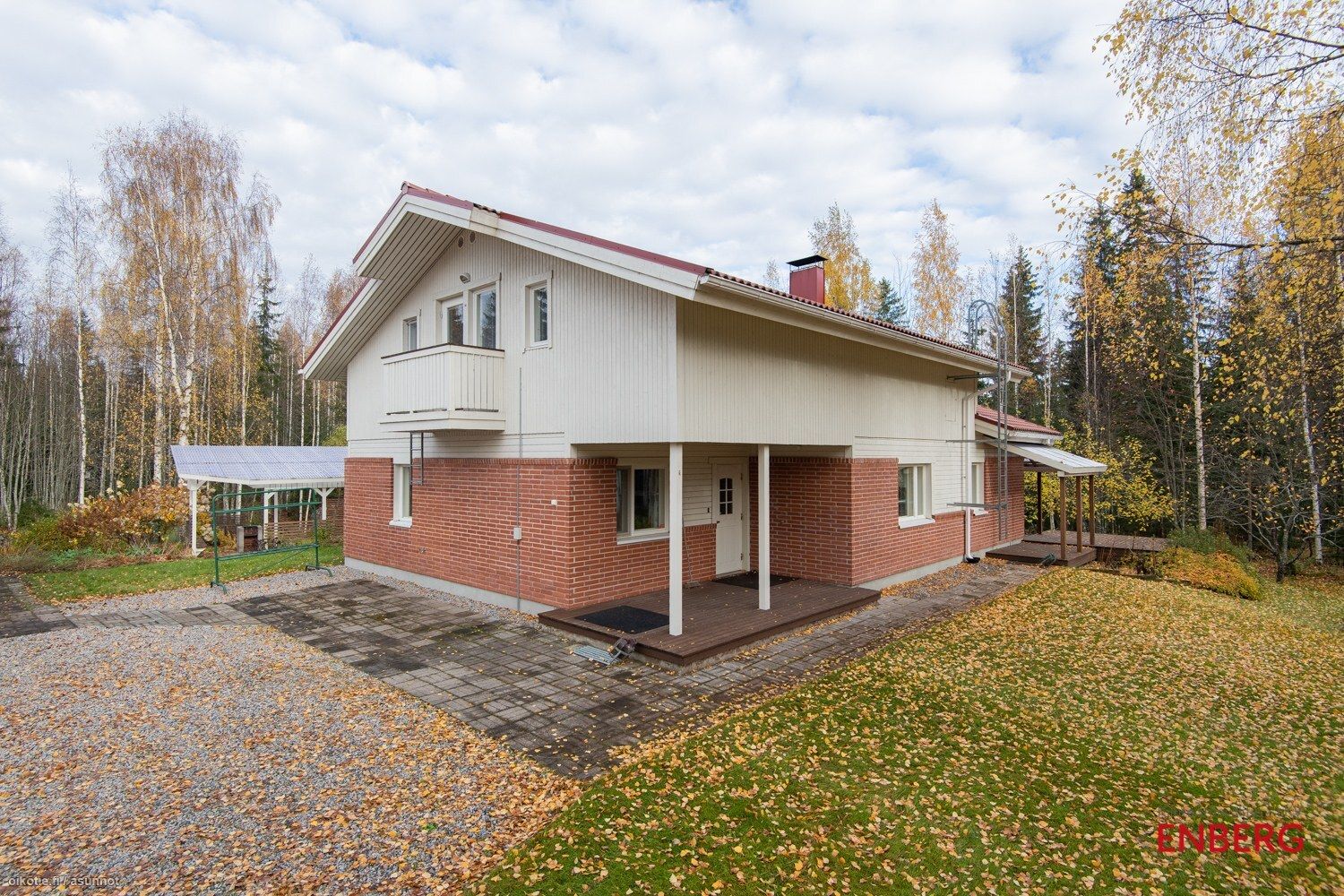 182 m² Torpankuja 2, 41920 Petäjävesi 5h+k+khh+kph+s+vh+wc+iso avoin  yläkerta+ – Oikotie 17024020 – SKVL