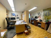 Työhuone/yksiö omalla sisäänkäynnillä