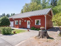 Julkisivu