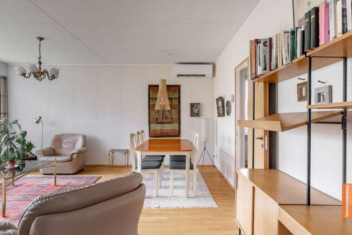 Omakotitalo, 3 h, oh, k, khh, kph, s ja autotalli, 97/208 m², Räntämäki - Widok 4