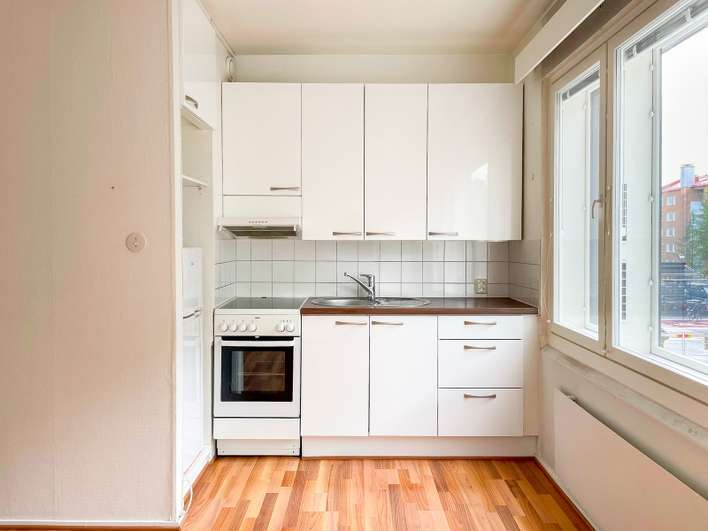 Kerrostalo, 1h+kk+alk, 25 m², Keskusta