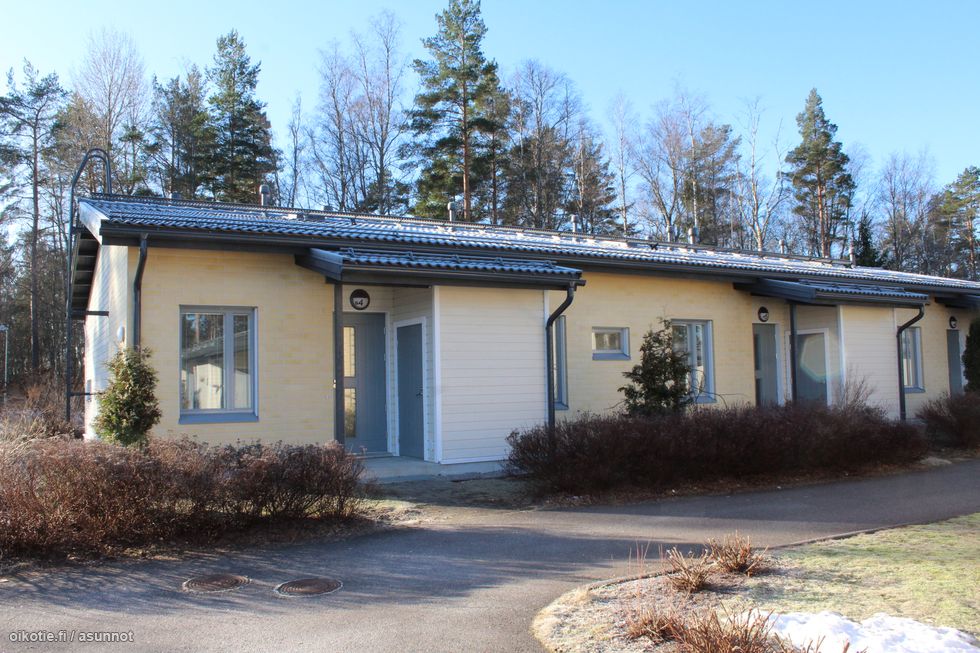 94 5 M Makirinne 4 B 18100 Heinola Rivitalo 4h Myynnissa