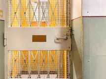 Taloyhtiössä hissi.