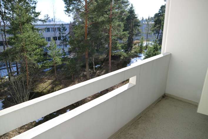 Kerrostalo, 2h, k, kph, lasitettu parveke, 59,5 m², Karhuvuori