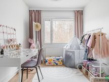 Toinen makuuhuone