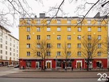 Vakavarainen Helsinginkatu 11, jolla mm. 9 kpl liiketilaa
