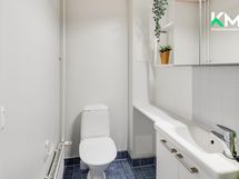 Alakerran erill. wc