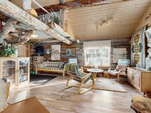 Oleskelutilan ikkunasta näkymät Inarijärvelle