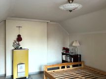 yläkerran makuuhuone