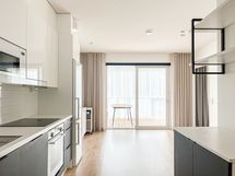 Viilentävällä ilmalämpöpumpulla varusteltu moderni koti, missä n. 15m2 lasitettu parveke!