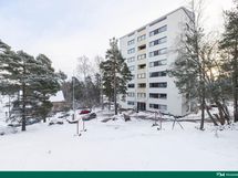 Asunto Oy Kotkan Pääskysenpesässä on kahdeksan asuinkerrosta.