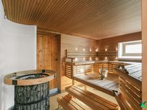 Taloyhtiön upea sauna