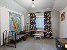 yläkerran makuuhuone