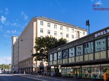 Julkisivu Hämeentieltä