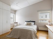 Päämakuuhuone(yläkerta)