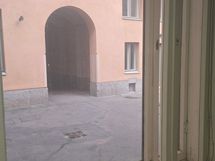 Näkymä sisäpihalle