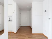 Kiviparintie 2 F