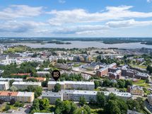 Sijainti Hermannissa on loistava - lähellä upeita merellisiä ulkoilualueita ja kattavia palveluita.