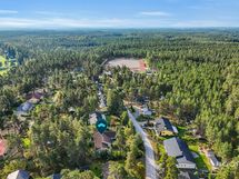 Rusthollinharju 8 - Rusthållsåsen 8