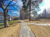 Näkymä sisäpihalta.