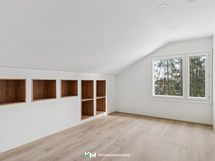 Huone ilman digistailausta.