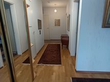 Eteinen