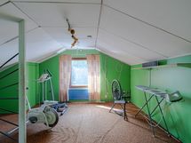 Yläkerran aula