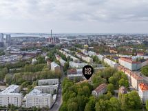 Vanhankaupunginlahden loistavat ulkoilu- ja liikuntamahdollisuudet aukeavat läheltä.