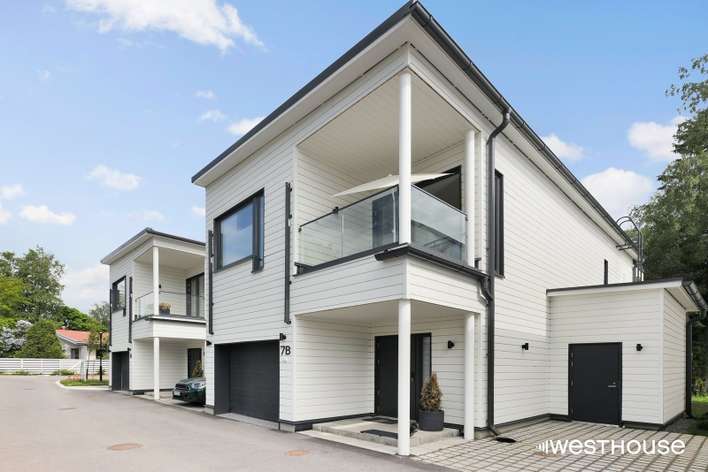 Huvila, 4 h, avok, kph, s, 2*wc, var, at, 112/127 m², Nuottaniemi