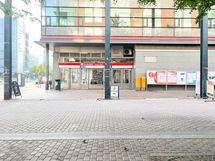 Metrolle kävelee myös hetkessä.