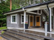 Erillinen ulkosaunarakennus