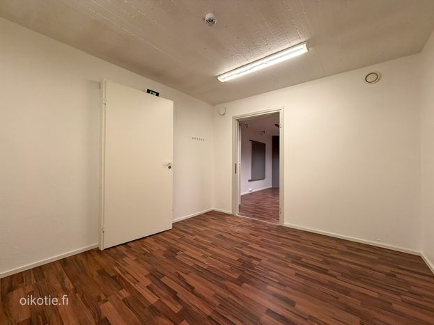 Business premises image