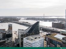 Talon upea harja idän suuntaan